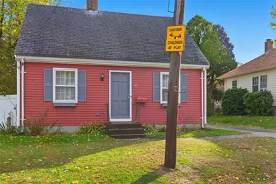 81 Sprague Avenue, East Providence, RI 02915 - Photo 3