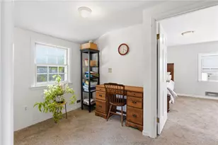 81 Sprague Ave, East Providence, RI 02915 - Photo 27