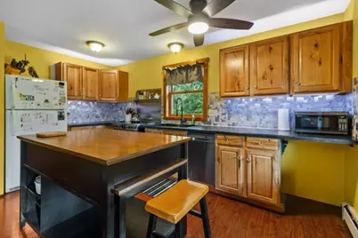 033 Alden Avenue, Portsmouth, RI 02871 - Photo 5