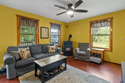 033 Alden Avenue, Portsmouth, RI 02871 - Photo 7