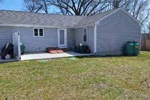 8 Deluca St, Johnston, RI 02919 - Photo 23