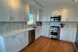 1720 Corn Neck Rd, Block Island, RI 02807 - Photo 9