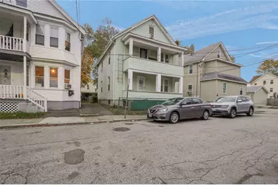 27 Collins Avenue, Pawtucket, RI 02860 - Photo 3