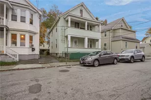 27 Collins Ave, Pawtucket, RI 02860 - Photo 31