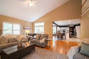 7 Caitlin Ct, South Kingstown, RI 02881 - Photo 15