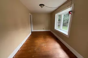 179 Columbine Ave, Pawtucket, RI 02861 - Photo 15