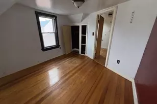 179 Columbine Ave, Pawtucket, RI 02861 - Photo 9