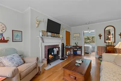 46 Chastellux Avenue #M6, Newport, RI 02840 - Photo 17