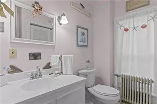 46 Chastellux Ave, Newport, RI 02840 - Photo 25