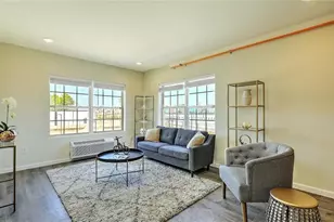 327 Pine St, Pawtucket, RI 02860 - Photo 3