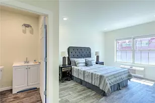 327 Pine St, Pawtucket, RI 02860 - Photo 5