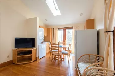 281 Wolcott Avenue, Middletown, RI 02842 - Photo 3