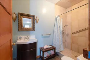 281 Wolcott Ave, Middletown, RI 02842 - Photo 11