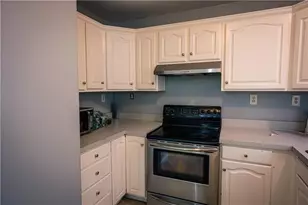 160 Jewett St, Providence, RI 02908 - Photo 9