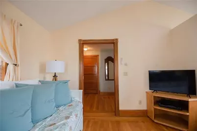 281 Wolcott Avenue, Middletown, RI 02842 - Photo 7