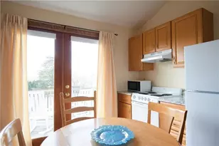 281 Wolcott Ave, Middletown, RI 02842 - Photo 5