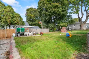 381 Maple Ave, Barrington, RI 02806 - Photo 19