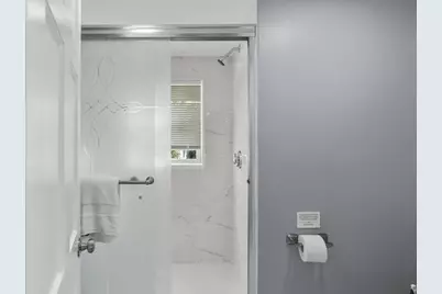 382 Spring Street #1, Newport, RI 02840 - Photo 17