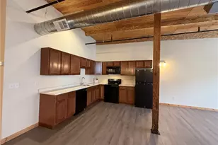 327 Pine St, Pawtucket, RI 02860 - Photo 5