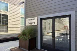 327 Pine St, Pawtucket, RI 02860 - Photo 11