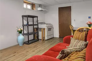 12 Rangeley Ave, Providence, RI 02908 - Photo 9