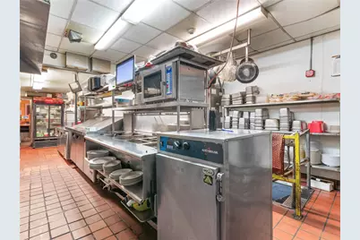 176 Columbus Avenue, Pawtucket, RI 02860 - Photo 39