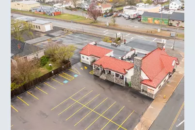 176 Columbus Avenue, Pawtucket, RI 02860 - Photo 1