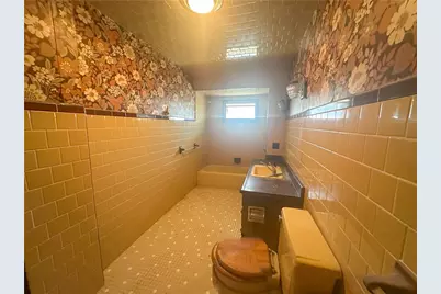 16 Shaw Avenue, Johnston, RI 02919 - Photo 11