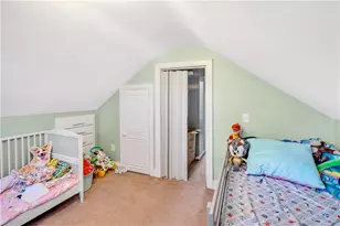 216 Bertenshaw Rd, Woonsocket, RI 02895 - Photo 27