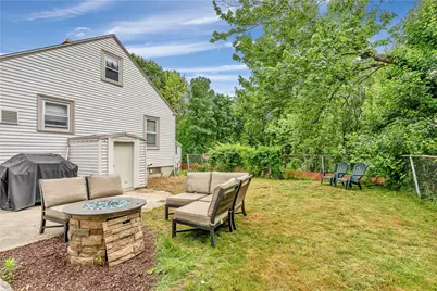 216 Bertenshaw Road, Woonsocket, RI 02895 - Photo 5