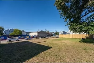 14 Seabury Street, Providence, RI 02907 - Photo 5