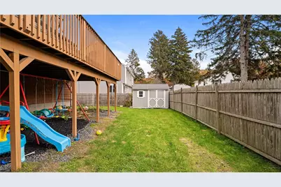 26 Dallas Avenue, Warwick, RI 02889 - Photo 31