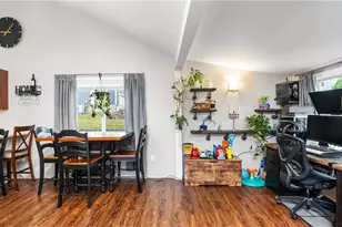 21 Darton St, Coventry, RI 02816 - Photo 5