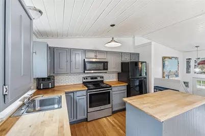 6 Hazelton Road, Barrington, RI 02806 - Photo 7