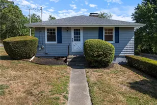 62 Education Ln, Portsmouth, RI 02871 - Photo 3