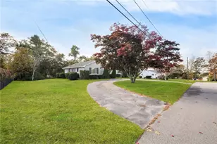 23 Hillview Dr, Westerly, RI 02891 - Photo 23