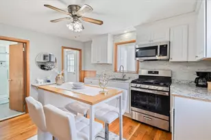 44 Pawtucket Ave, Pawtucket, RI 02860 - Photo 3