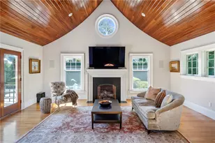 10 Ocean Lawn Ln, Newport, RI 02840 - Photo 17