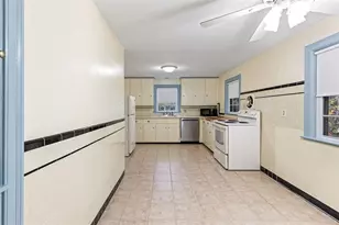 4 Chase Ln, Lincoln, RI 02865 - Photo 9