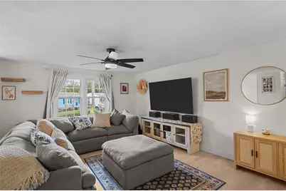 9 Chelmsford Avenue, Warwick, RI 02889 - Photo 15