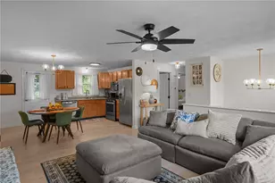 9 Chelmsford Ave, Warwick, RI 02889 - Photo 11