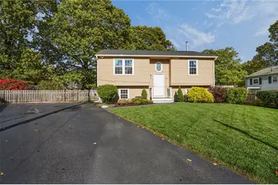 9 Chelmsford Avenue, Warwick, RI 02889 - Photo 3