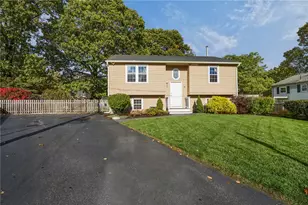 9 Chelmsford Ave, Warwick, RI 02889 - Photo 3
