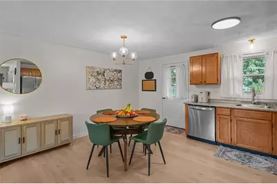 9 Chelmsford Avenue, Warwick, RI 02889 - Photo 7