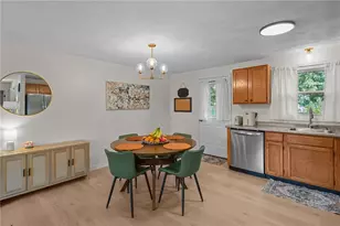 9 Chelmsford Ave, Warwick, RI 02889 - Photo 7