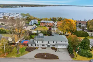 21 Crestwood Rd, Warwick, RI 02886 - Photo 3