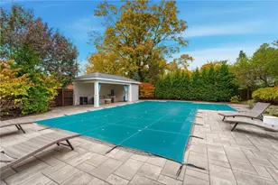 21 Crestwood Rd, Warwick, RI 02886 - Photo 7