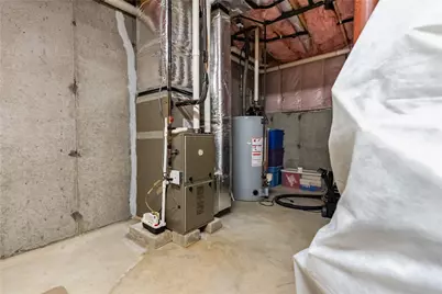 121 Ashbrook Drive, Cranston, RI 02921 - Photo 37