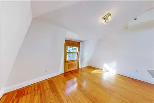 54 Halsey St, Providence, RI 02906 - Photo 7