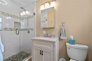 24 Aborn St, Newport, RI 02840 - Photo 17